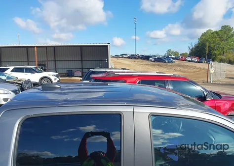 2021 Chevrolet Colorado 2Wd Short Box Z71 z USA, uszkodzony, nr VIN 1GCGSDEN6M1100365